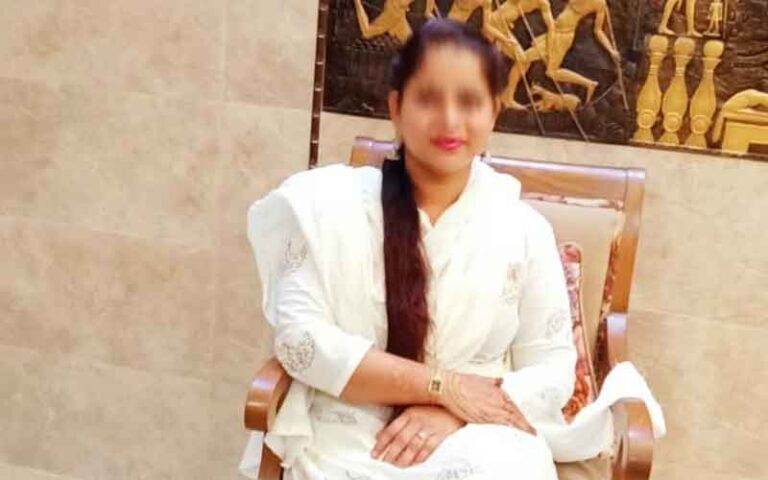 Escorts girls in Sushant Lok Phase 3