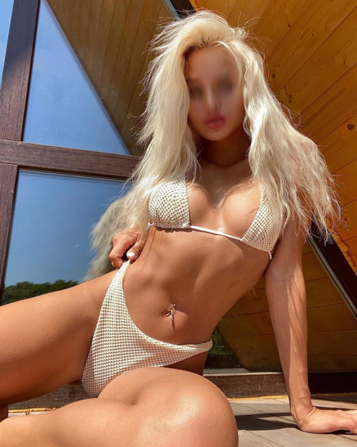 Russian Massage escorts service in Aerocity
