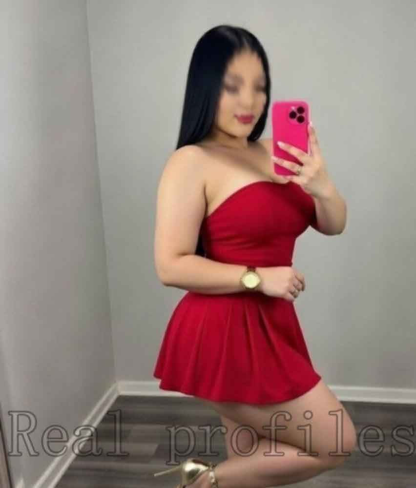 Hot Lesbean Escorts in Delhi
