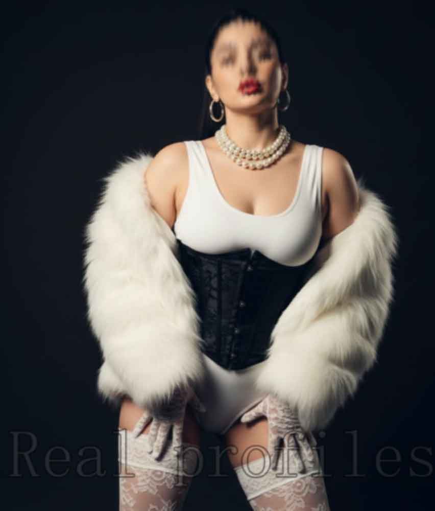 Russian escort in Delhi – Incall